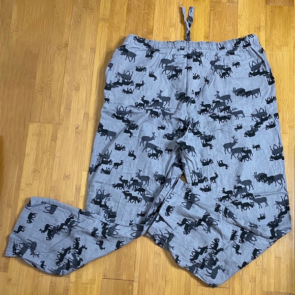 Old Navy reindeer flannel pajama pants grey XL - Picture 2 of 3